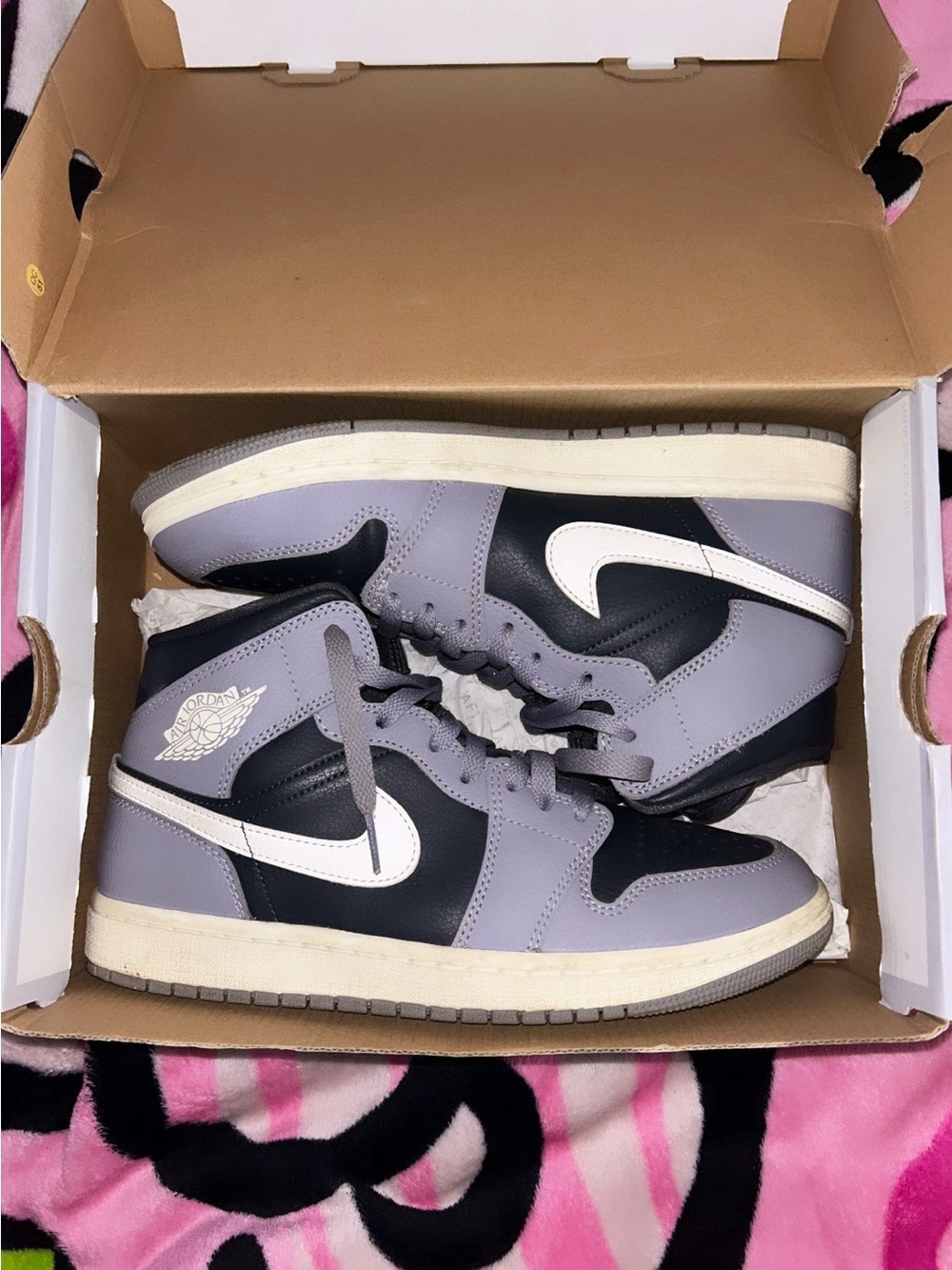 Women’s Air Jordan 1 Mid 'Cement Grey'